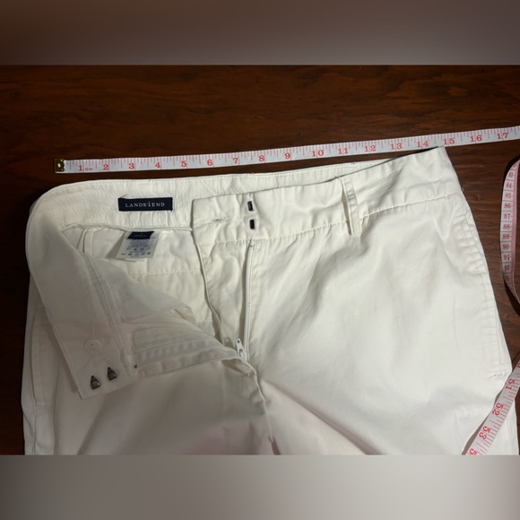 Lands End women white wide leg chino size 4 - Picture 2 of 8